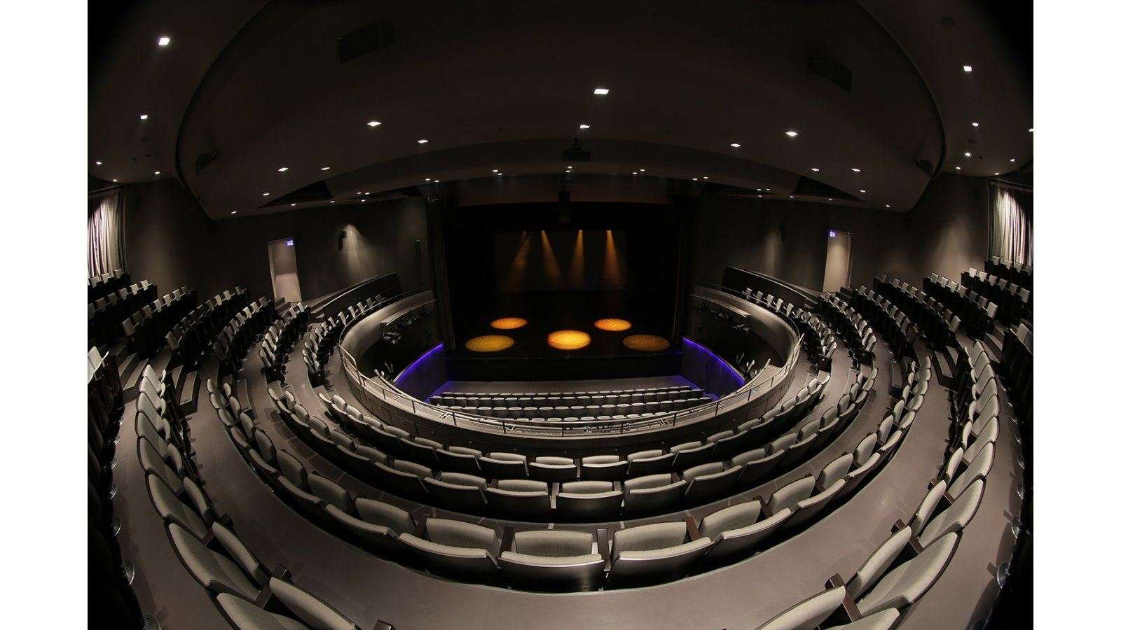 Zorlu PSM - Turkcell Platinum Sahnesi - İstanbul