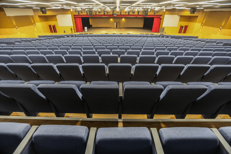 Yenimahalle Nazım Hikmet K. M. Genco Erkal Sahnesi