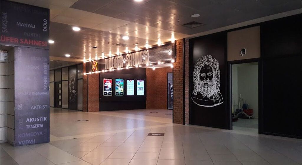 Bursa Nilüfer Belediyesi Uğur Mumcu Sahnesi