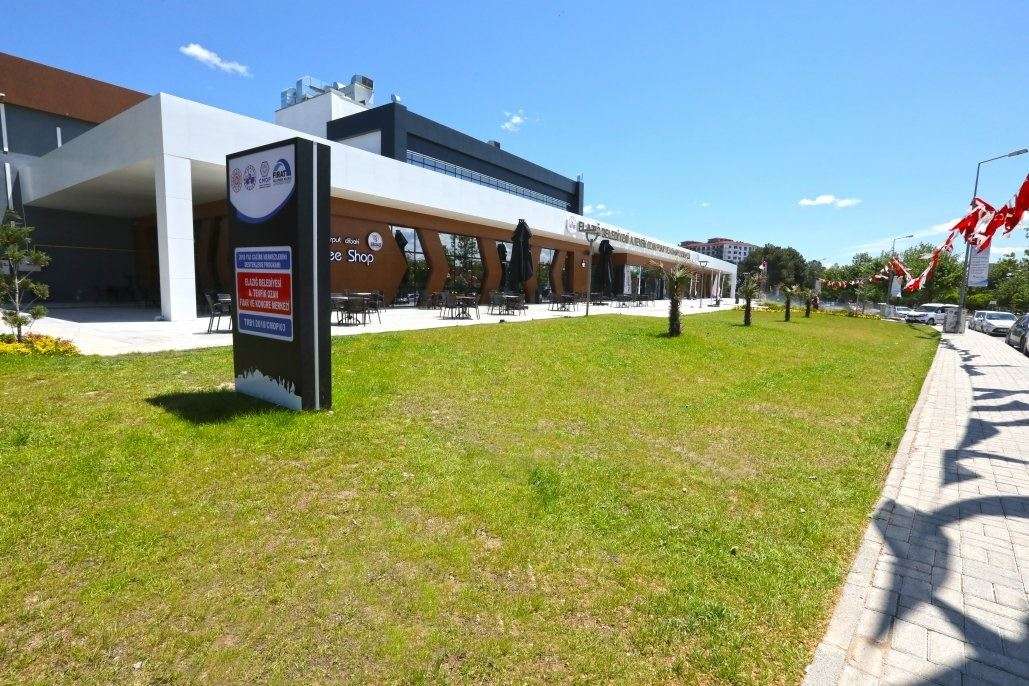 Elazığ Ahmet Tevfik Ozan Fuar ve Kongre Merkezi