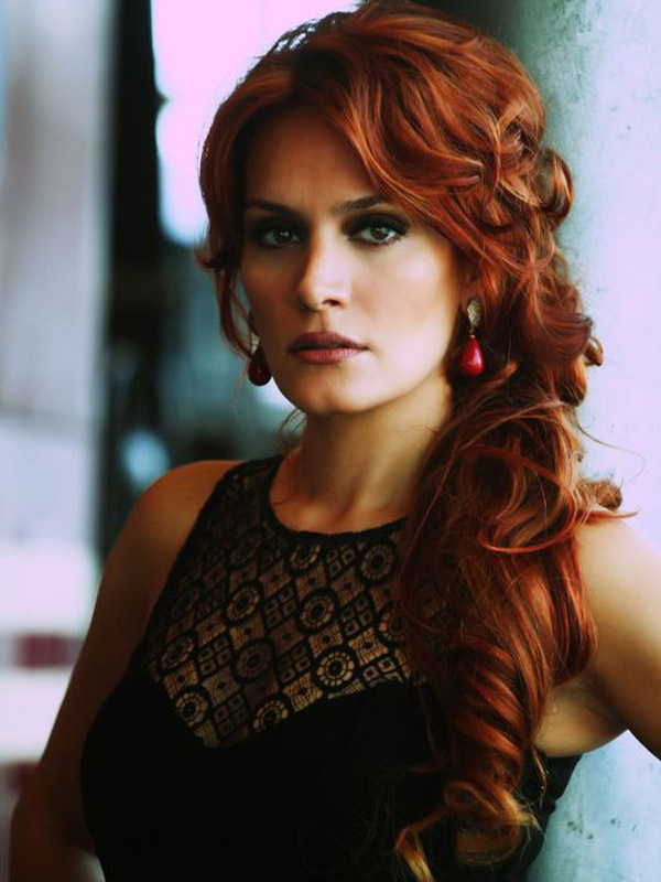 Ebru Cündübeyoğlu 