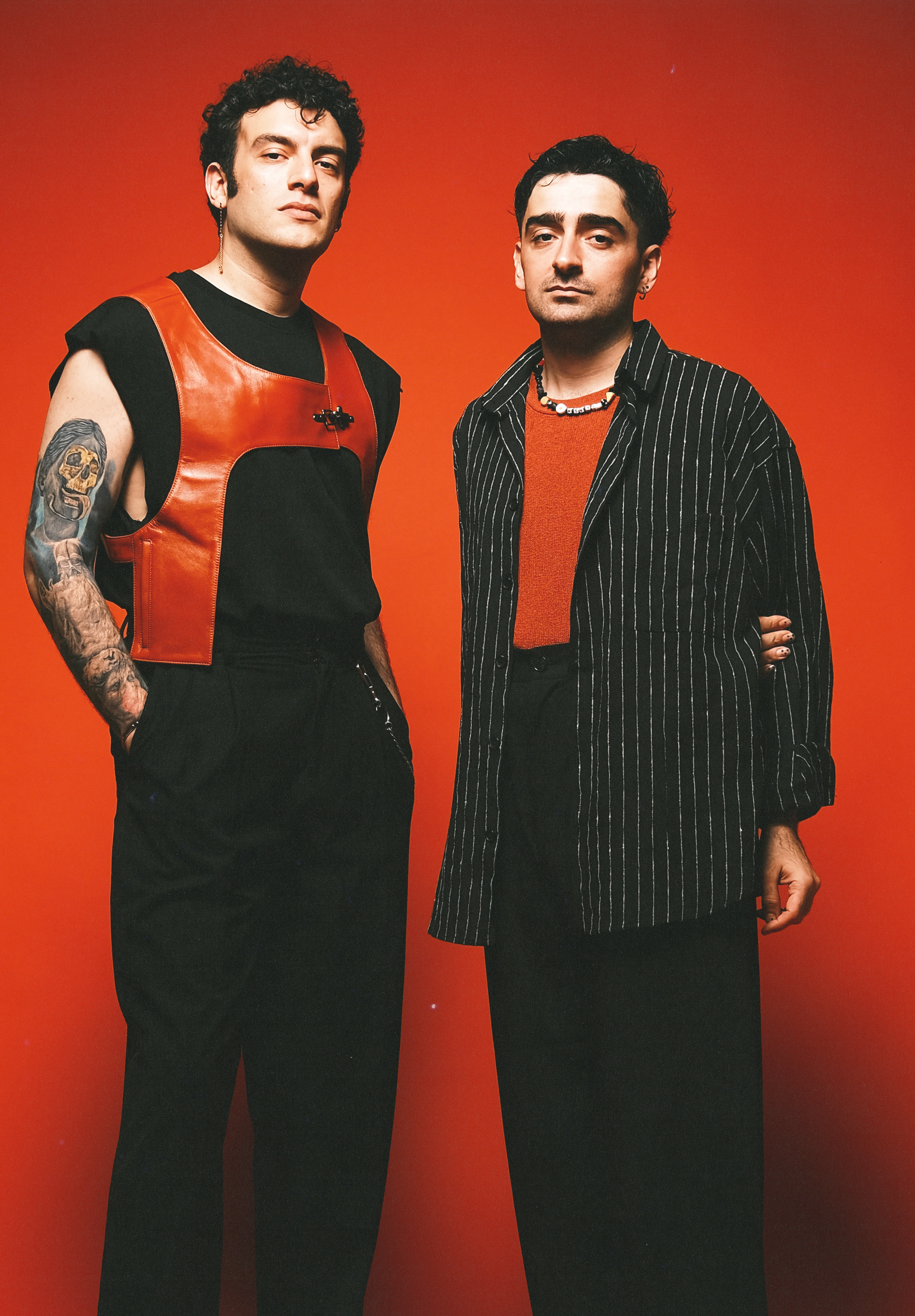 Dolu Kadehi Ters Tut 