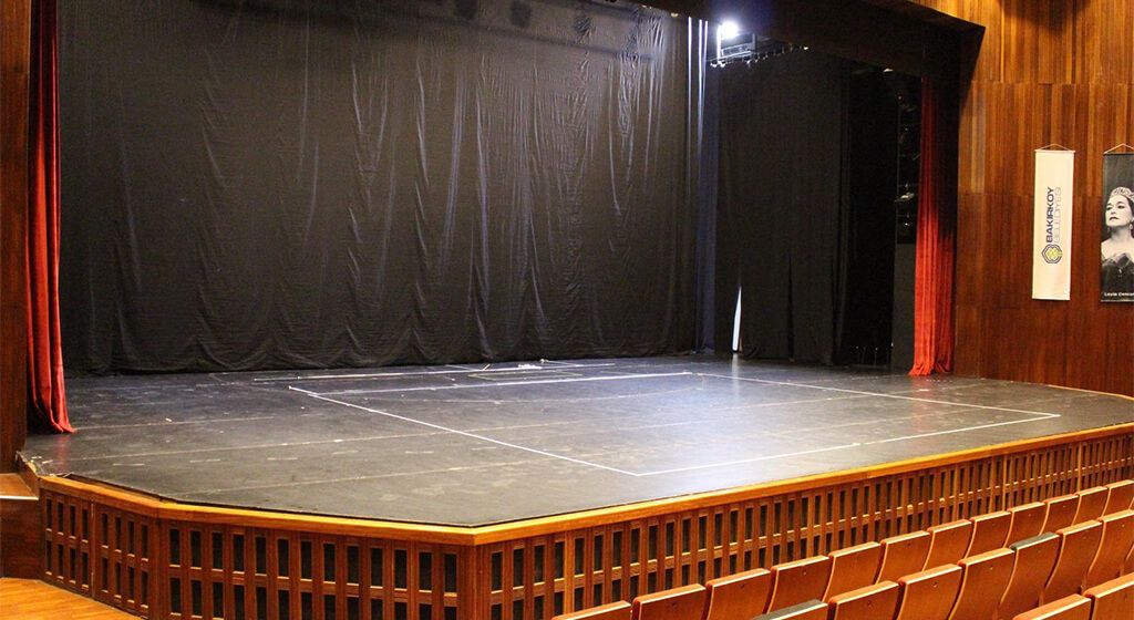 Bakırköy Belediye Tiyatrosu Leyla Gencer Sahnesi