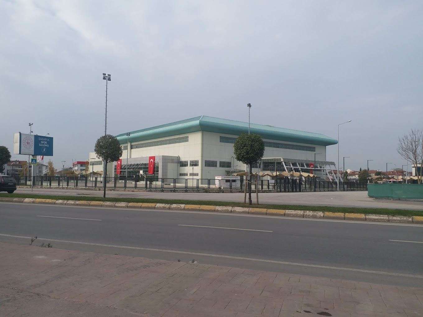 Serdivan Kapalı Spor Salonu