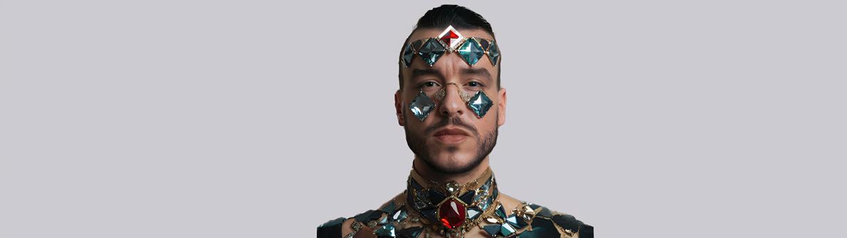 Cem Adrian Bayram Özel