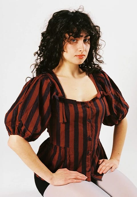 Min Taka, Öncesi: ARKADAŞ