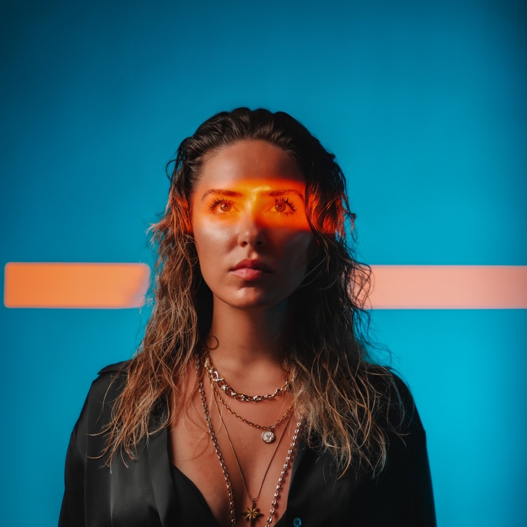 Thirty Three x Melovixo