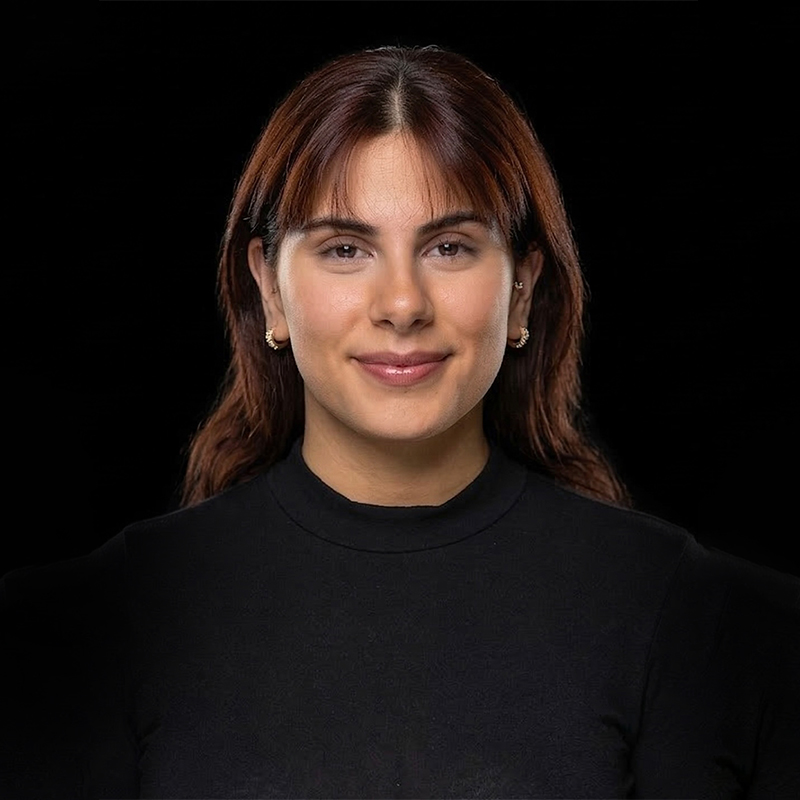 Elif Cangül 