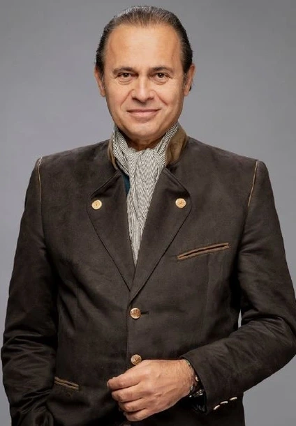 ayhan sicimoglu