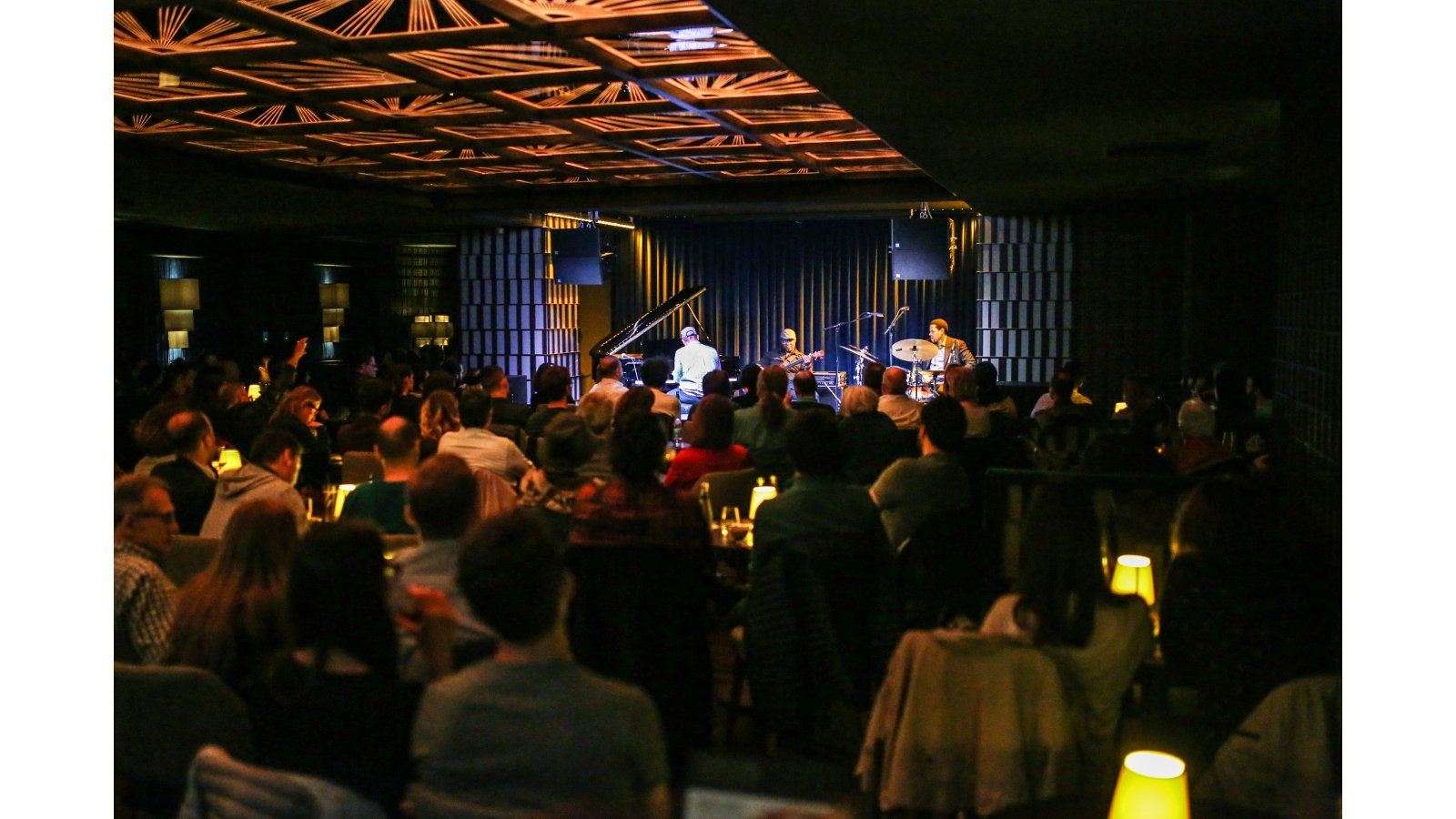 Zorlu PSM - touché by N Kolay - İstanbul