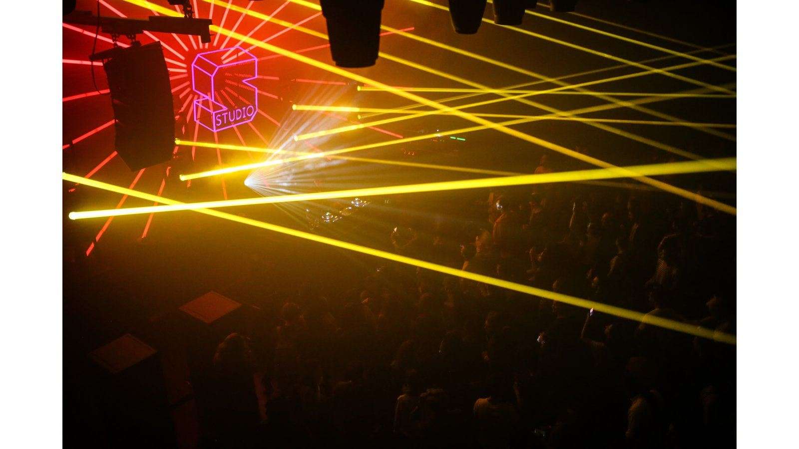 Zorlu PSM ( %100 Studio )