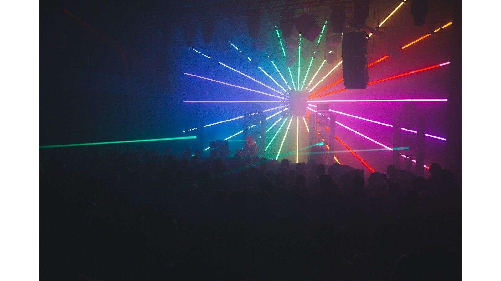 Zorlu PSM ( %100 Studio )