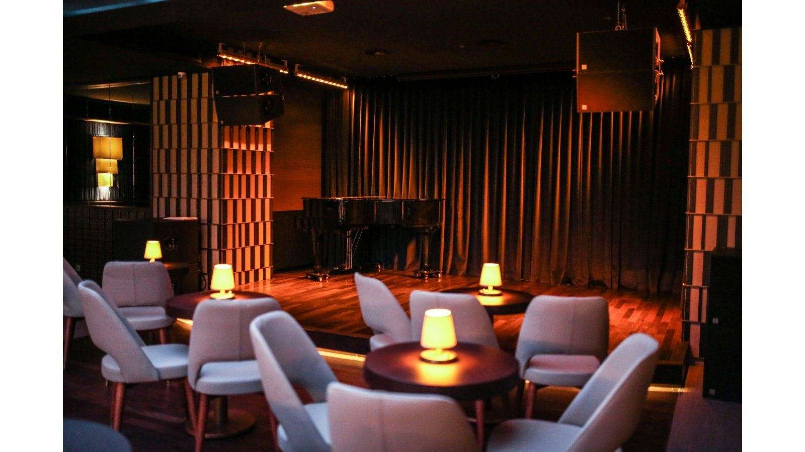 Zorlu PSM - touché by N Kolay - İstanbul