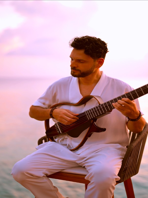 LUMERA – Mum Işığında DIMITRIS ISARIS