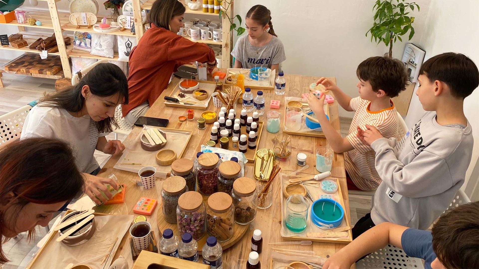 Ona Değer Art & Design Gift Store