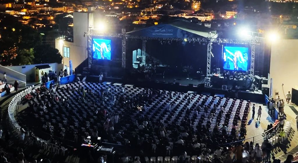 Çeşme Açıkhava Tiyatrosu