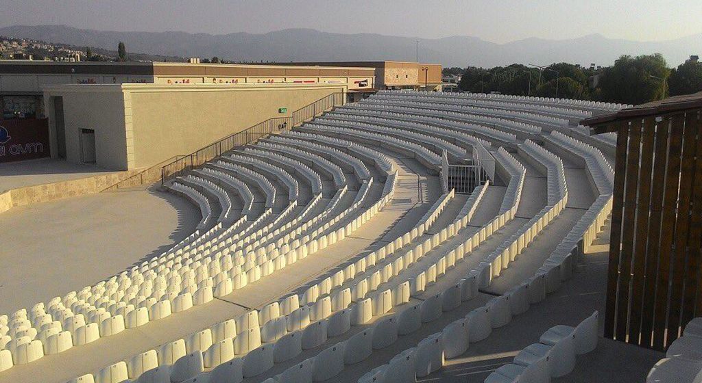 Kuşadası Altın Güvercin Amfi Tiyatro