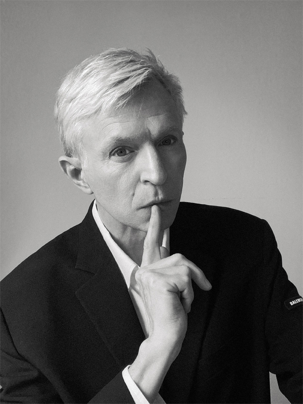 %100 Müzik Sunar: Jay