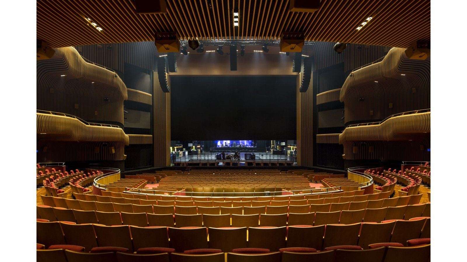 Zorlu PSM - Turkcell Sahnesi - İstanbul