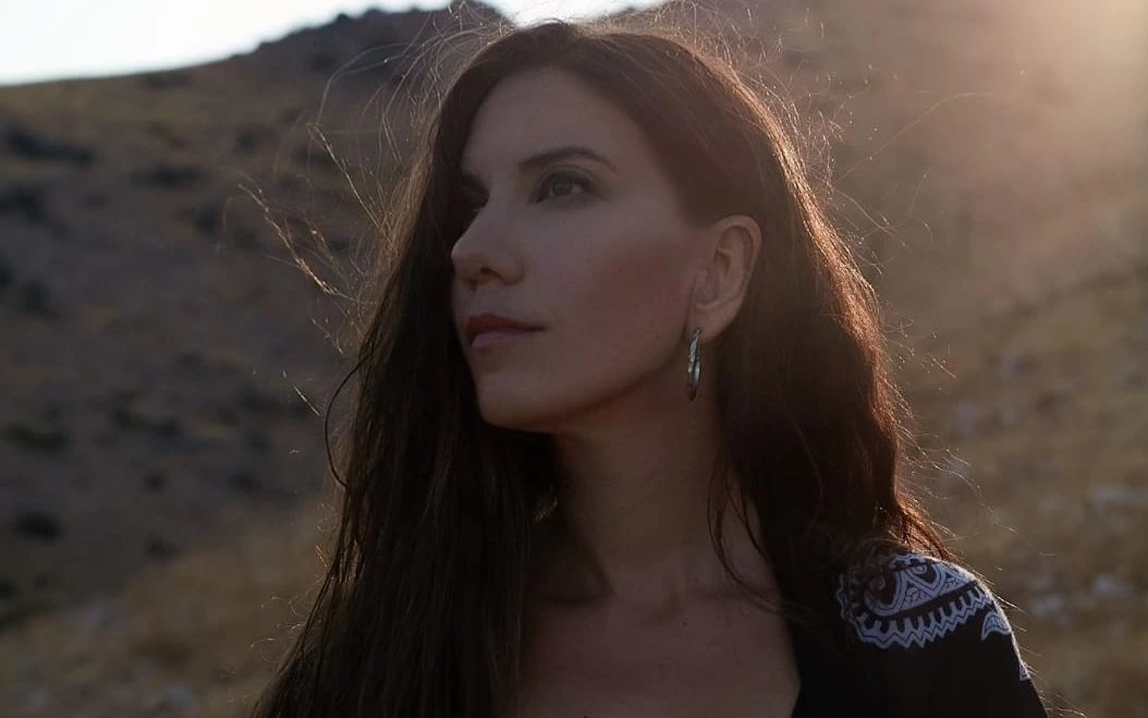 Ecem Önol ile Türkçe Pop Partisi