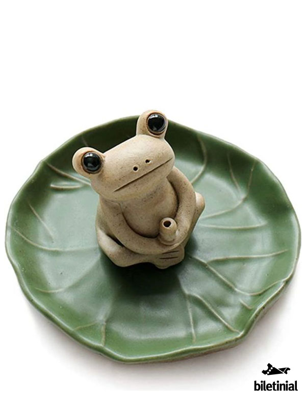 Tütsü Kurbağa (Heykel)