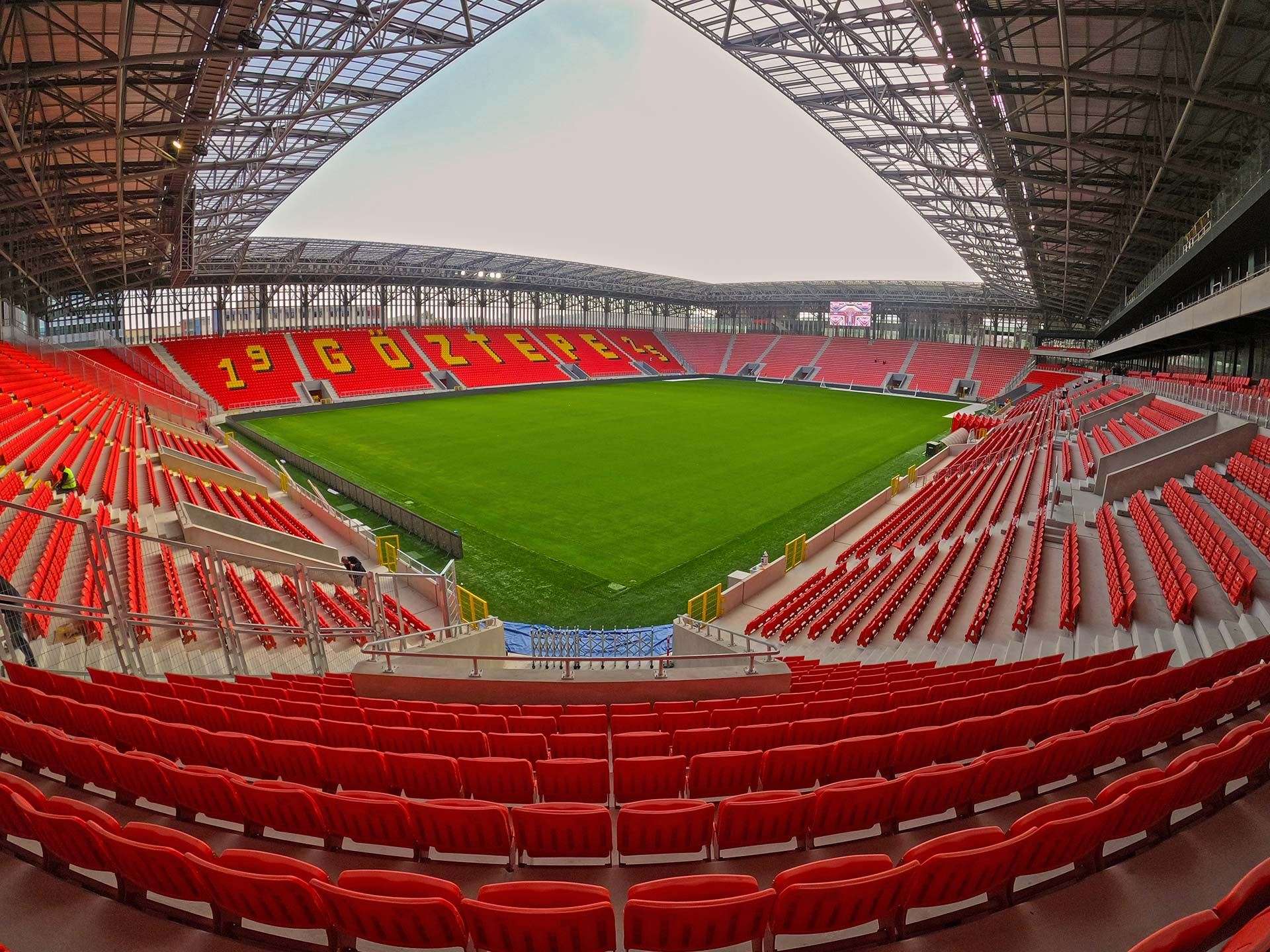 Göztepe Gürsel Aksel Spor ve Sağlıklı Yaşam Merkezi - İzmir